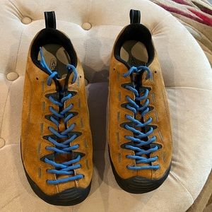 Merrell suede hiking shoe ladies 10.5